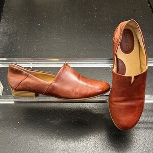 boc Suree Soft Brown Leather Slip On Loafer - womens 8,5